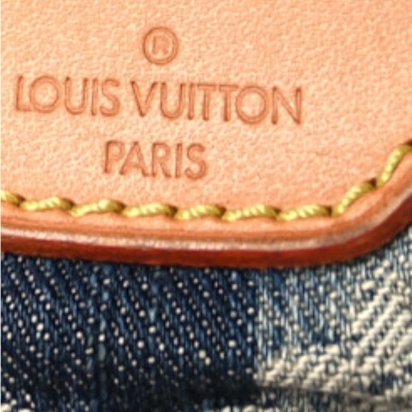 Louis Vuitton♥️Denim Cabas Raye GM Travel Bag 2 Way Duffle - Picture 14 of 15